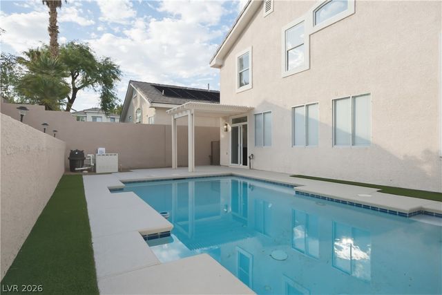 1917 Thunder Ridge Circle, Henderson, NV 89012