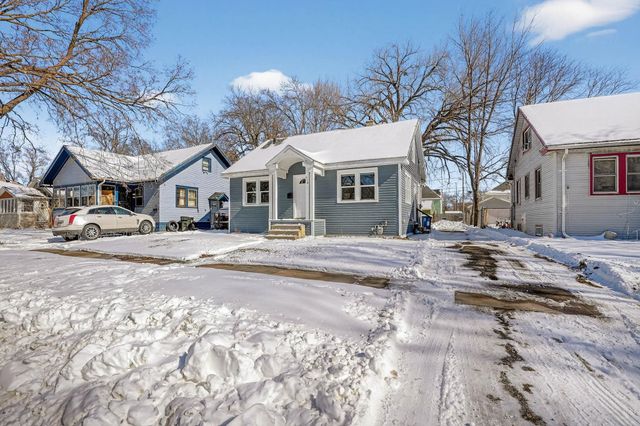 516 Cutler Street, Waterloo, IA 50703