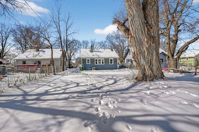 516 Cutler Street, Waterloo, IA 50703