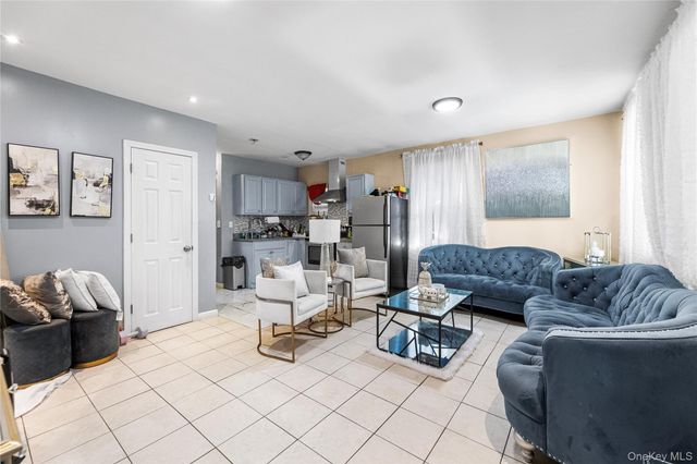 1031 E 216th Street, Bronx, NY 10469