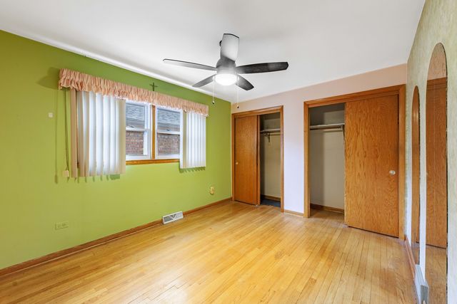 5530 S Merrimac Avenue, Chicago, IL 60638