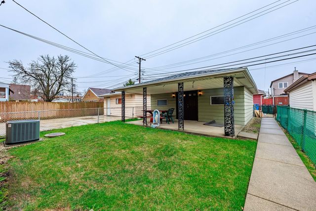 5530 S Merrimac Avenue, Chicago, IL 60638