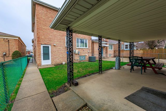 5530 S Merrimac Avenue, Chicago, IL 60638