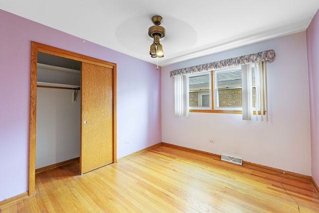 5530 S Merrimac Avenue, Chicago, IL 60638
