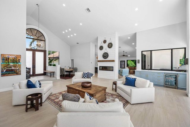 4832 Chamal Circle, Boca Raton, FL 33487