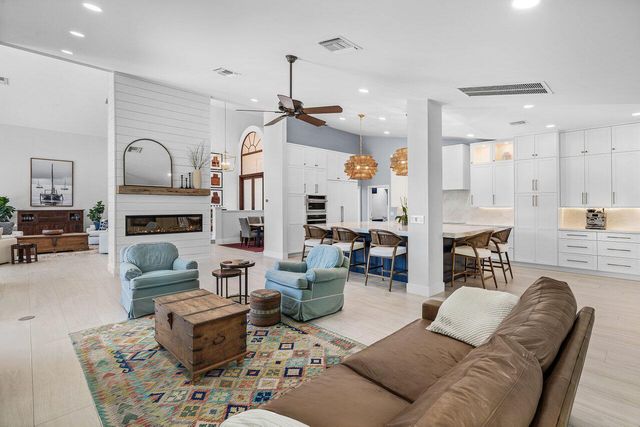 4832 Chamal Circle, Boca Raton, FL 33487