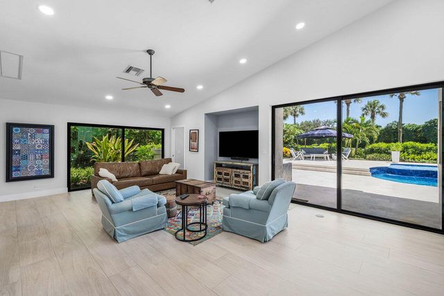 4832 Chamal Circle, Boca Raton, FL 33487