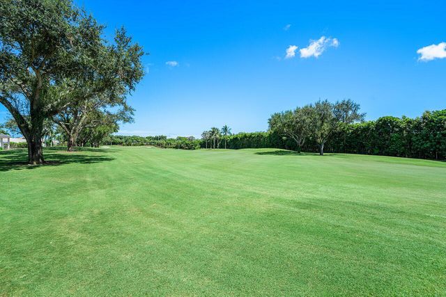 4832 Chamal Circle, Boca Raton, FL 33487