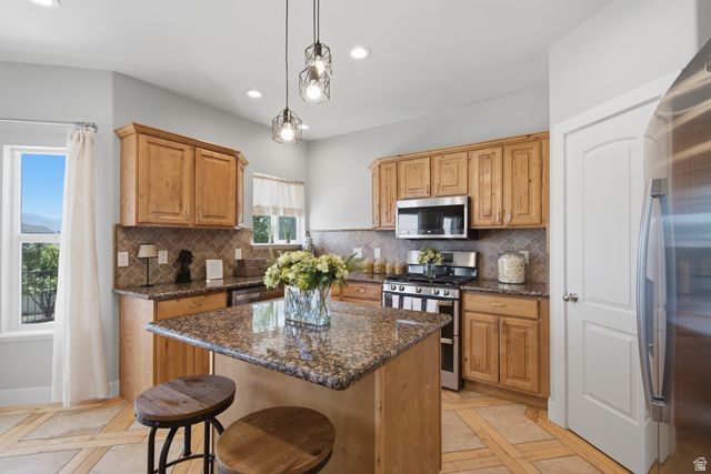 1252 S SKYLINE RD, Saratoga Springs, UT 84045