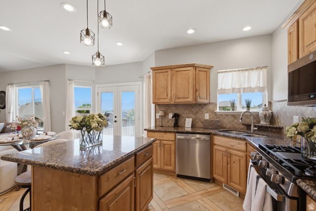 1252 S SKYLINE RD, Saratoga Springs, UT 84045