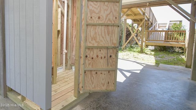 941 Ocean Boulevard W, Holden Beach, NC 28462