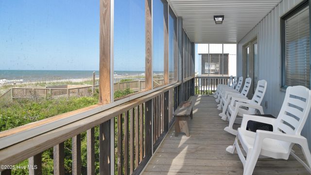 941 Ocean Boulevard W, Holden Beach, NC 28462