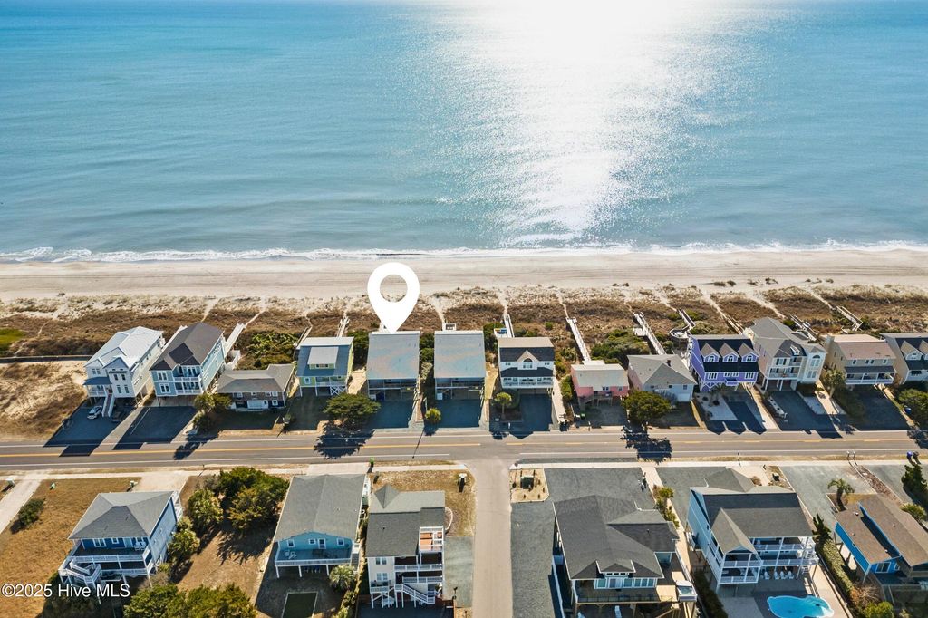 Image 2 of property listing at 941 Ocean Boulevard W, Holden Beach, NC 28462