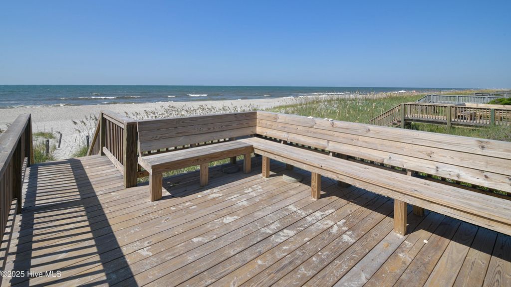 Image 22 of property listing at 941 Ocean Boulevard W, Holden Beach, NC 28462