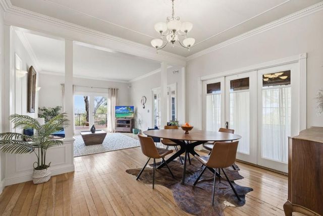 8 Central Court, Los Gatos, CA 95030