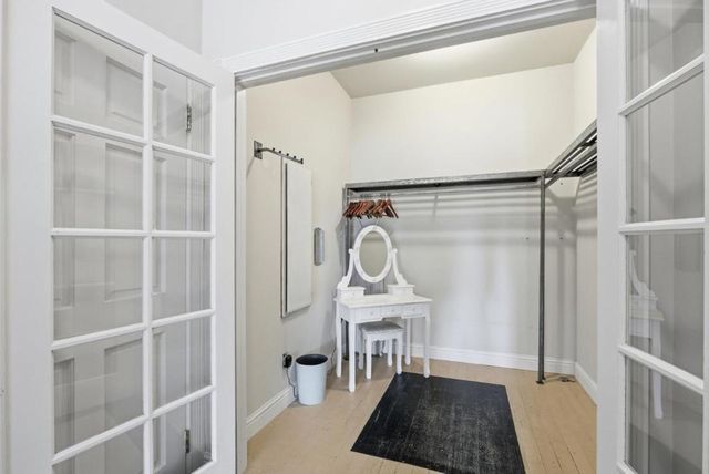 8 Central Court, Los Gatos, CA 95030