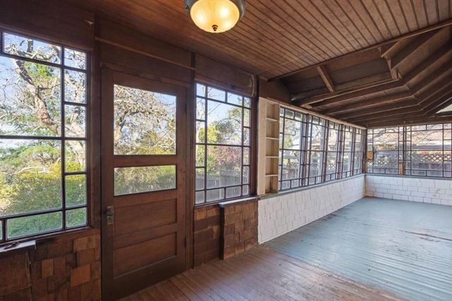 8 Central Court, Los Gatos, CA 95030