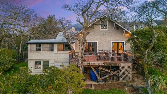 8 Central Court, Los Gatos, CA 95030