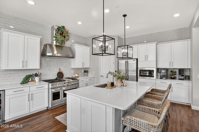 3565 E LANTANA Drive, Chandler, AZ 85286