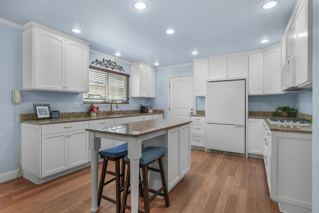 2276 El Cejo Cir, Rancho Cordova, CA 95670