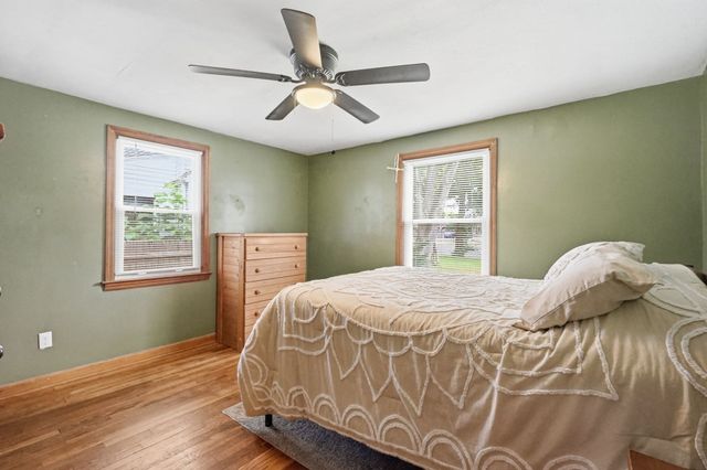 100 Lang St, Springfield, MA 01104