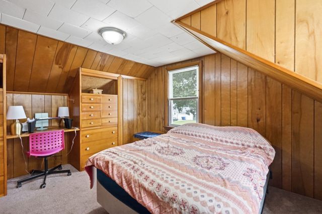 100 Lang St, Springfield, MA 01104