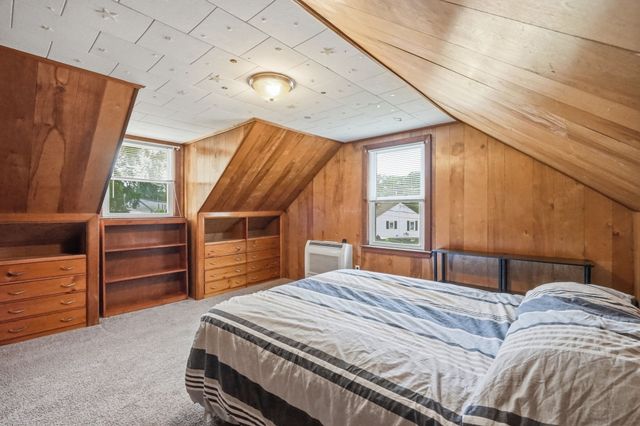 100 Lang St, Springfield, MA 01104