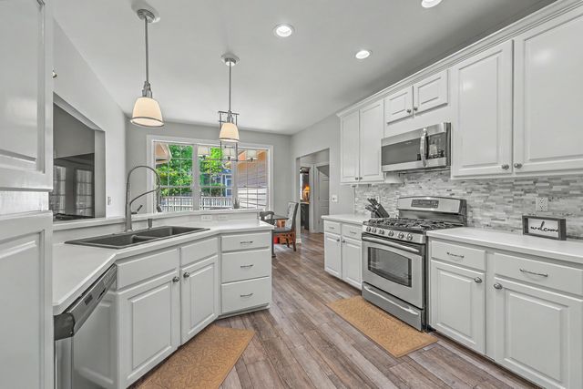 4224 Wildwood Landing, North Charleston, SC 29420