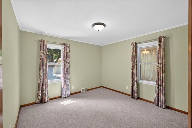 2559 Clarence Street, Maplewood, MN 55109