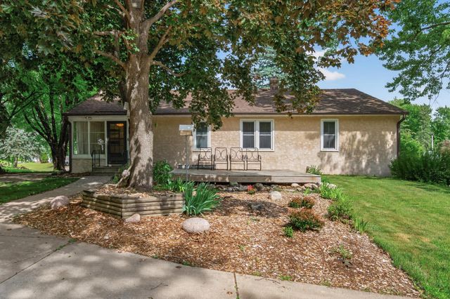 2559 Clarence Street, Maplewood, MN 55109