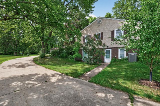 2559 Clarence Street, Maplewood, MN 55109
