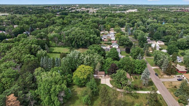 2559 Clarence Street, Maplewood, MN 55109