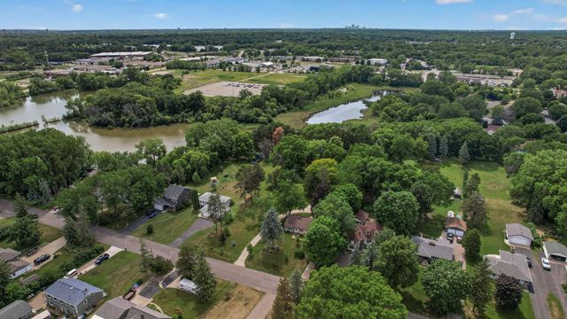 2559 Clarence Street, Maplewood, MN 55109