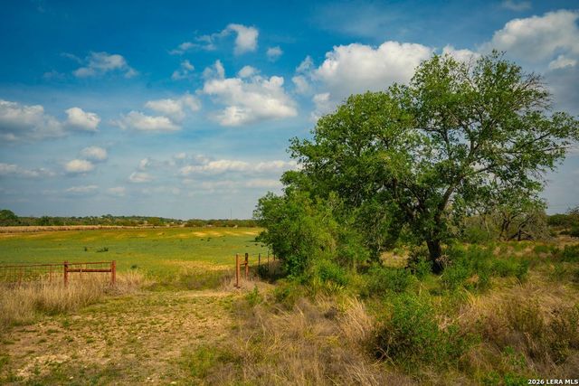 718 Ranch to Market 473, Comfort, TX 78013
