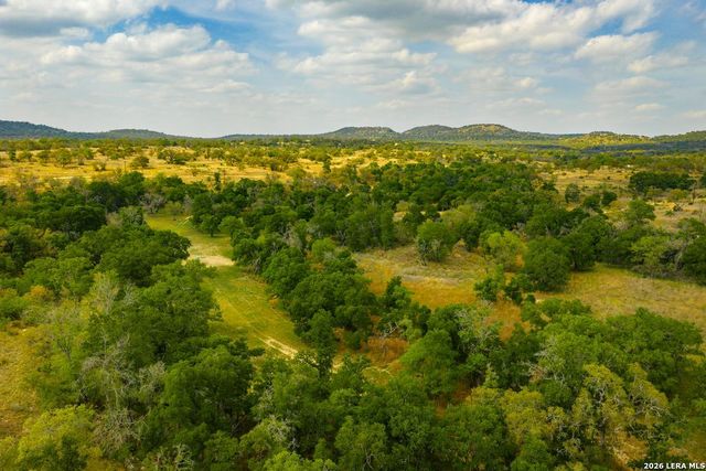718 Ranch to Market 473, Comfort, TX 78013