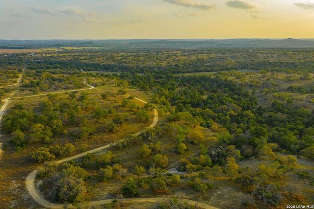 718 Ranch to Market 473, Comfort, TX 78013