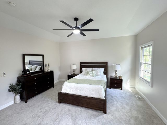 1909 E 58th Street, Davenport, IA 52807