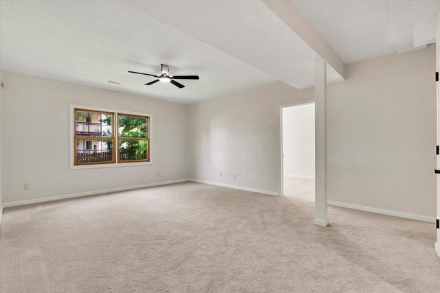 1909 E 58th Street, Davenport, IA 52807