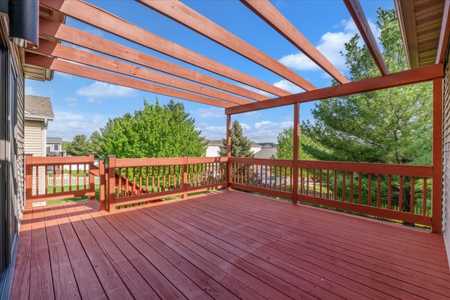 1909 E 58th Street, Davenport, IA 52807
