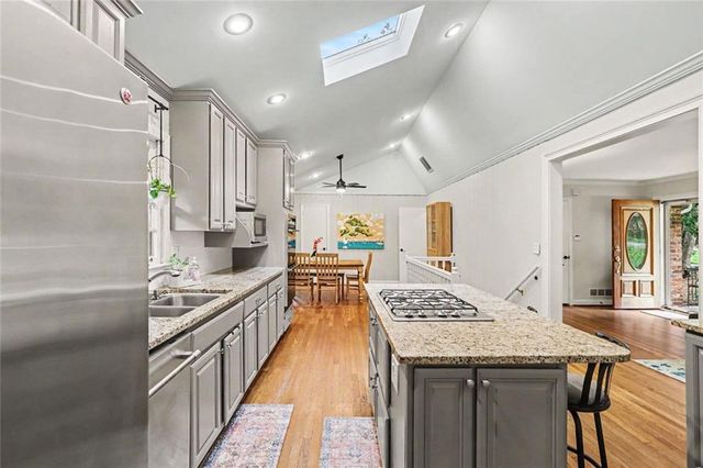 905 Homewood Court, Decatur, GA 30033