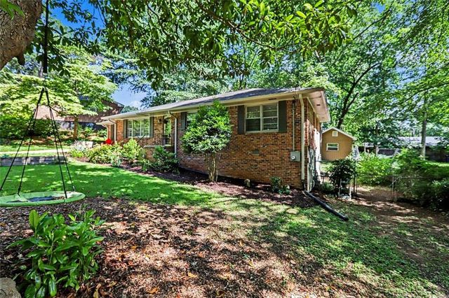905 Homewood Court, Decatur, GA 30033