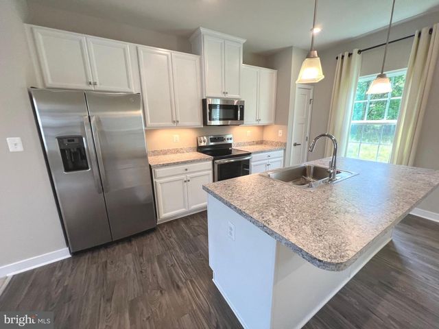 1903 SPEARFISH CT, Newark, DE 19702