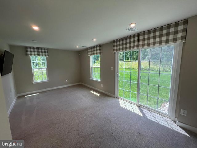1903 SPEARFISH CT, Newark, DE 19702