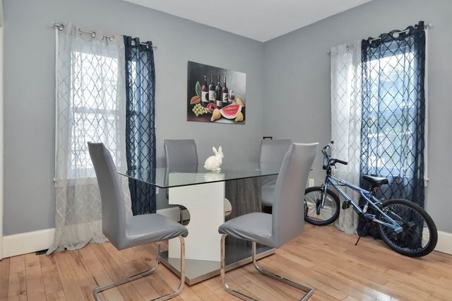 87 Abbott St, Lawrence, MA 01843