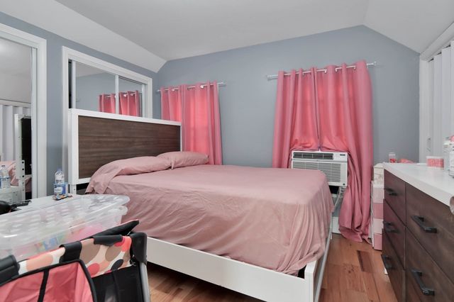 87 Abbott St, Lawrence, MA 01843