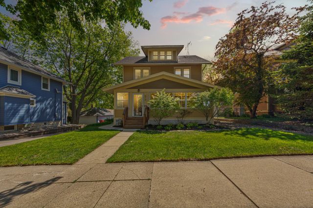 516 6th St SW, Rochester, MN 55902