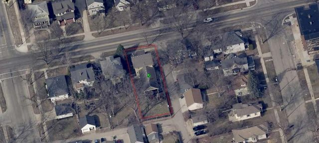 516 6th St SW, Rochester, MN 55902