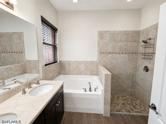 10116 N Golden Elm DR, Estero, FL 33928