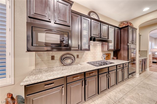 41 Moltrasio Lane, Henderson, NV 89011