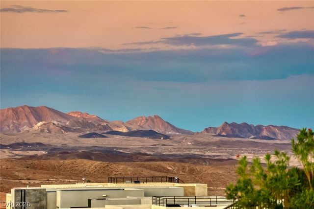 41 Moltrasio Lane, Henderson, NV 89011